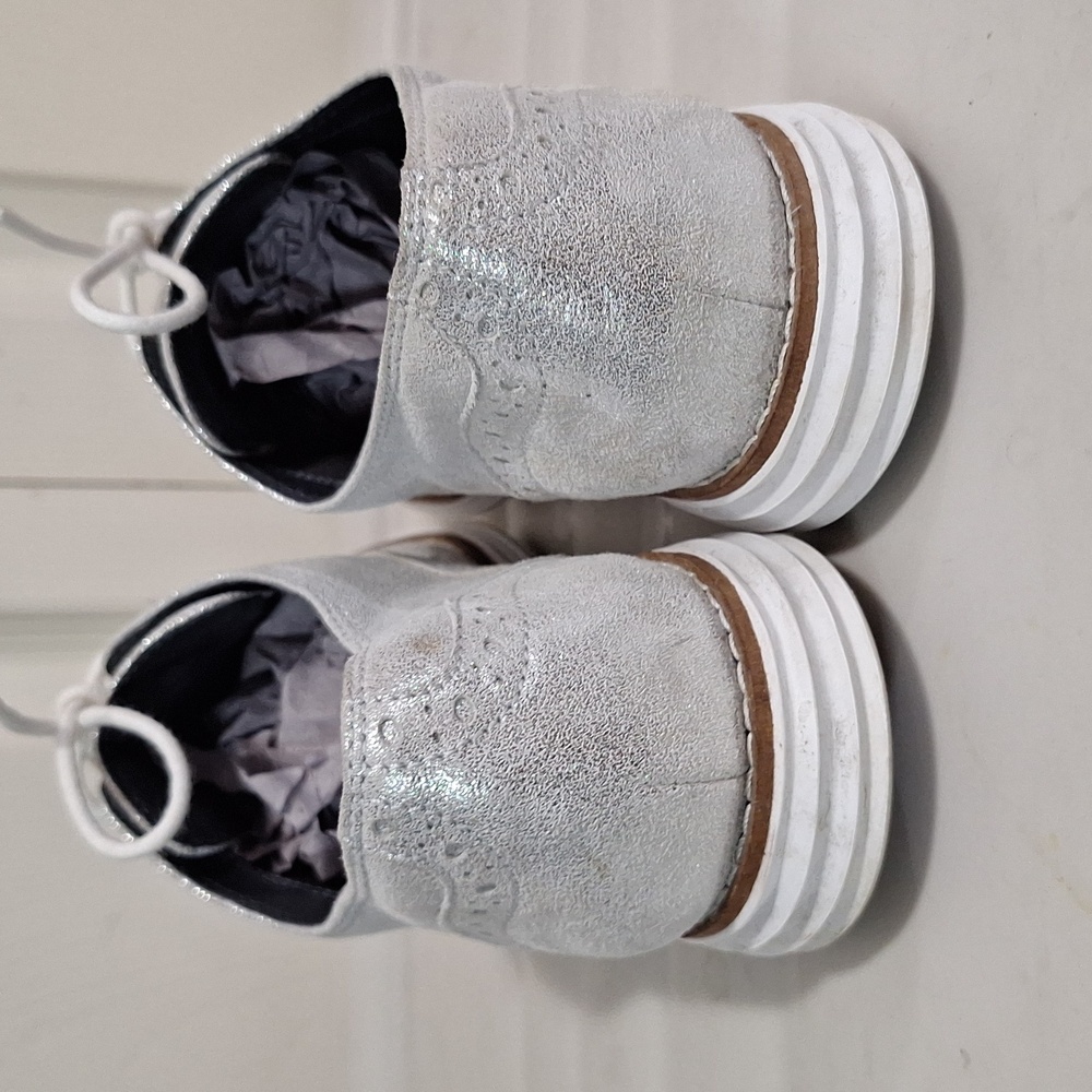 Cole Haan original zero grand lace-up sneakers soft wingtips- 5-metallic silver - Picture 4 of 10